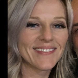 Meet your Posher, Dixie